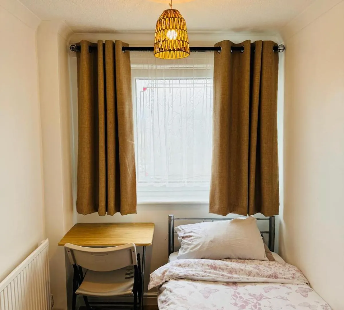 Rum i privatbostad Comfy Private Room Near Excel London